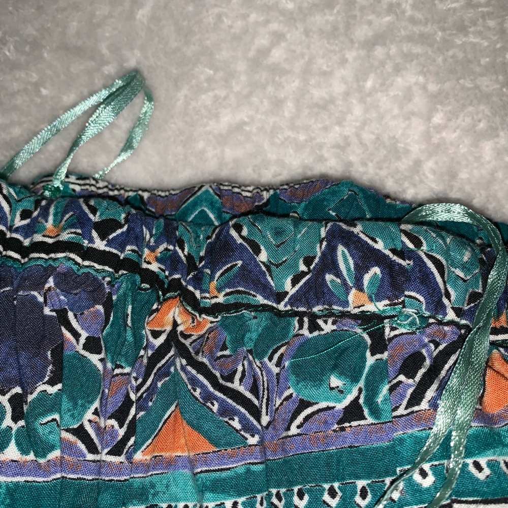 patterned romper - Picture 2 of 4